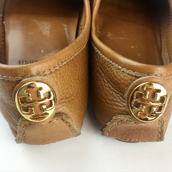 TORY BURCH Tan Leather Lawrence Tassel & Logo Loafers Driver Moccasin Flats 5 - Picture 3 of 7